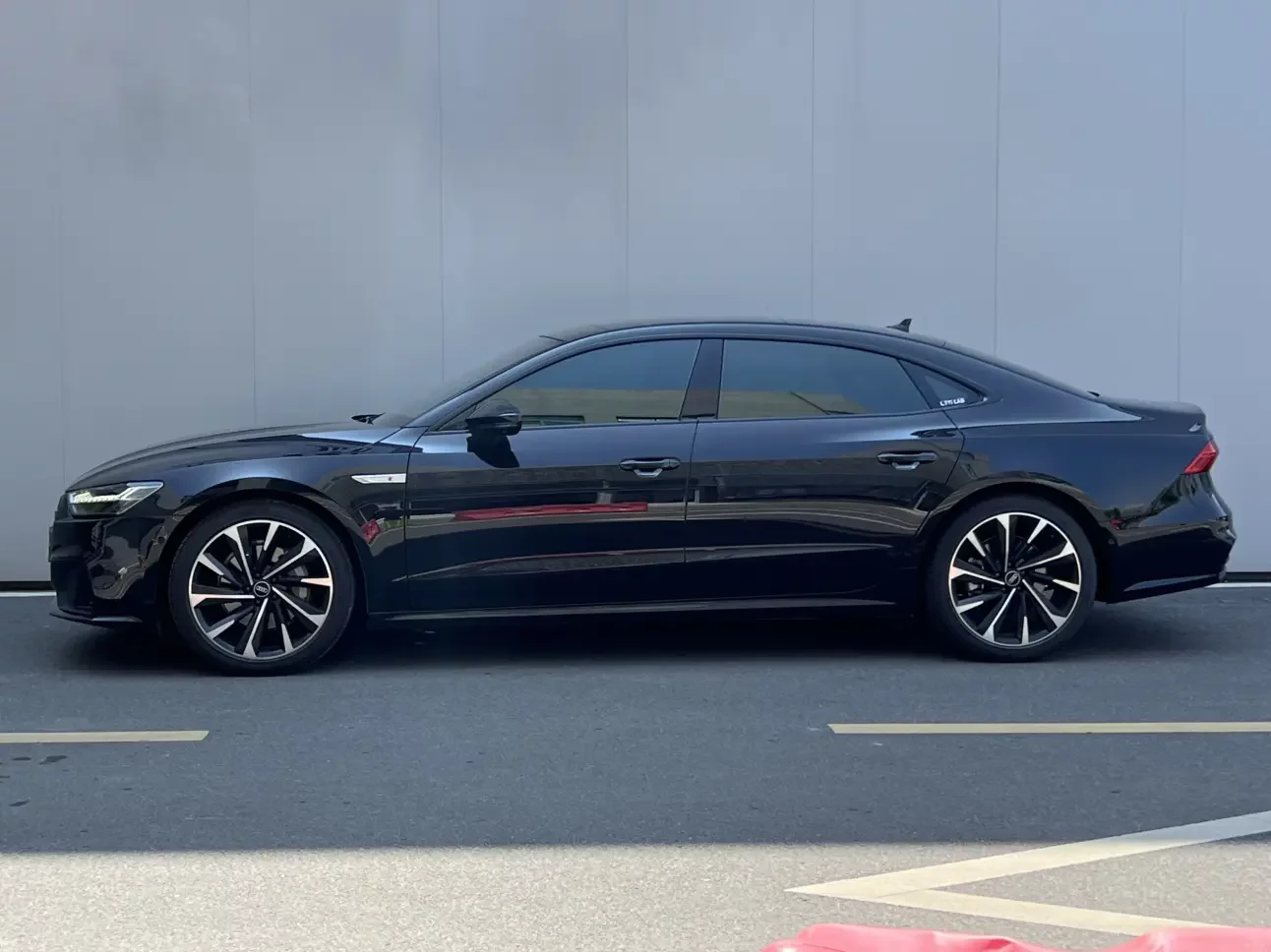 Audi A7L
