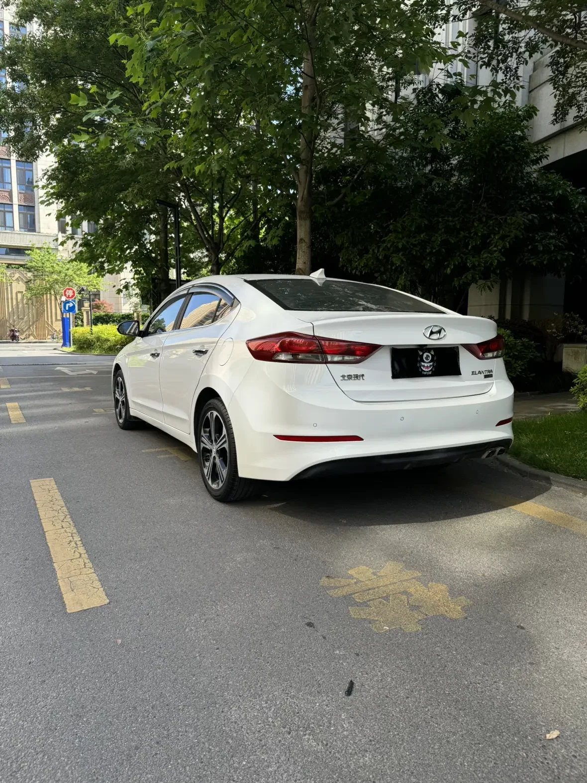 Hyundai lead