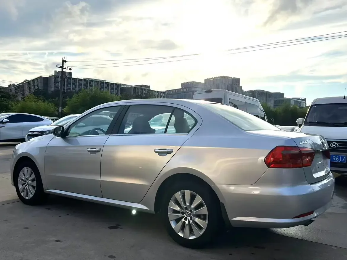 Volkswagen Lavida