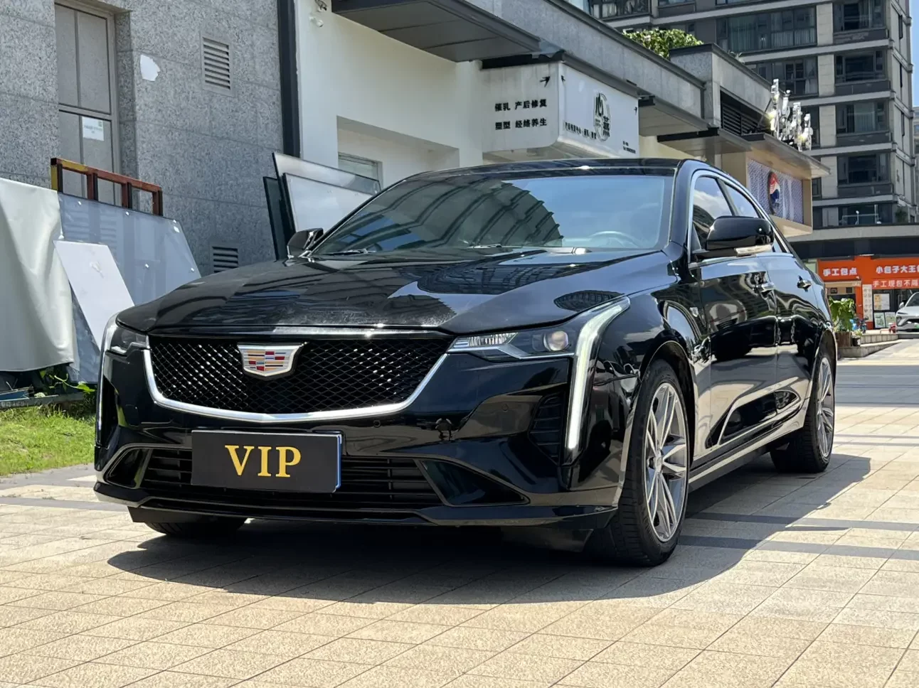 Cadillac CT4
