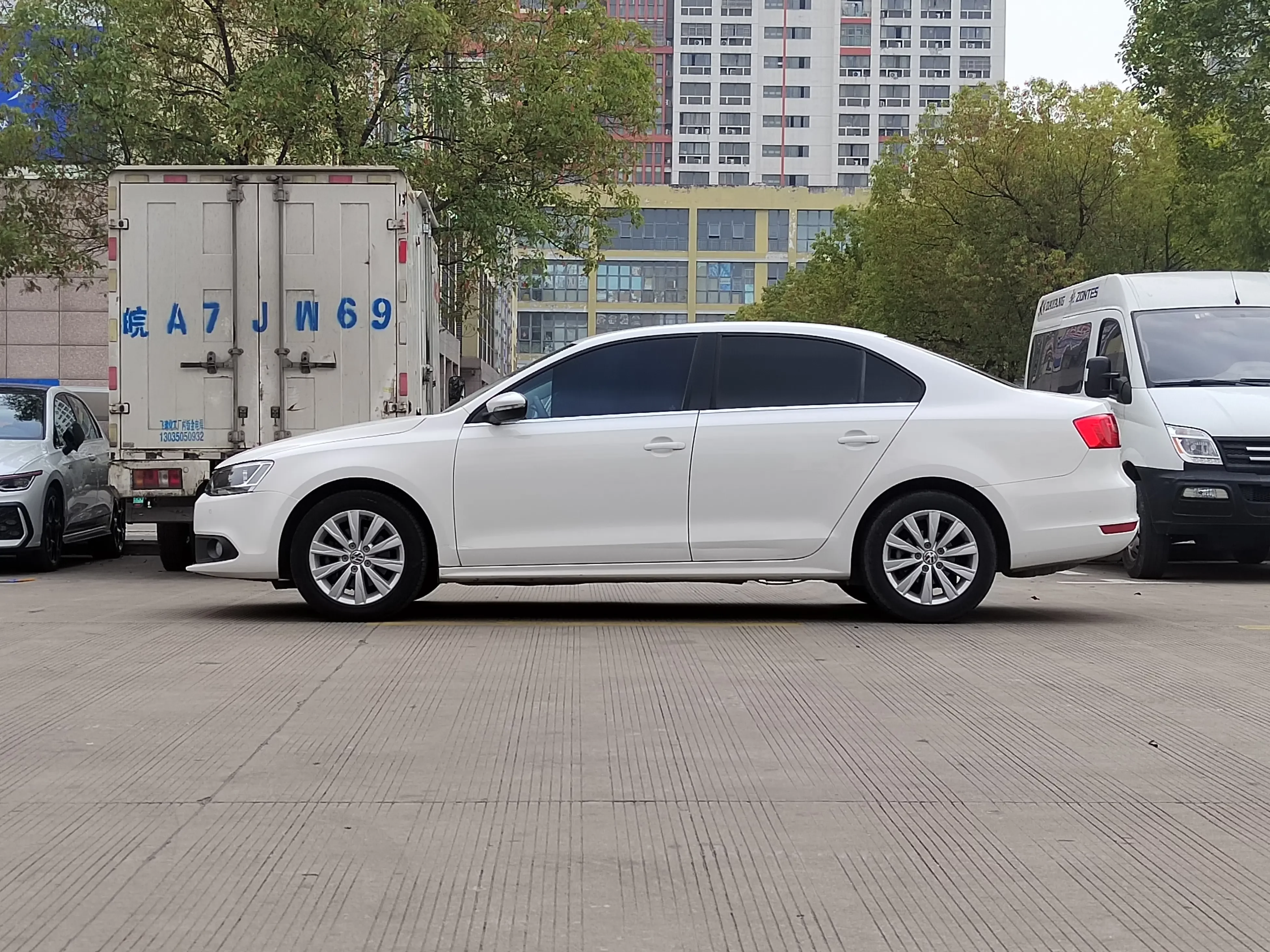 Volkswagen Sagitar