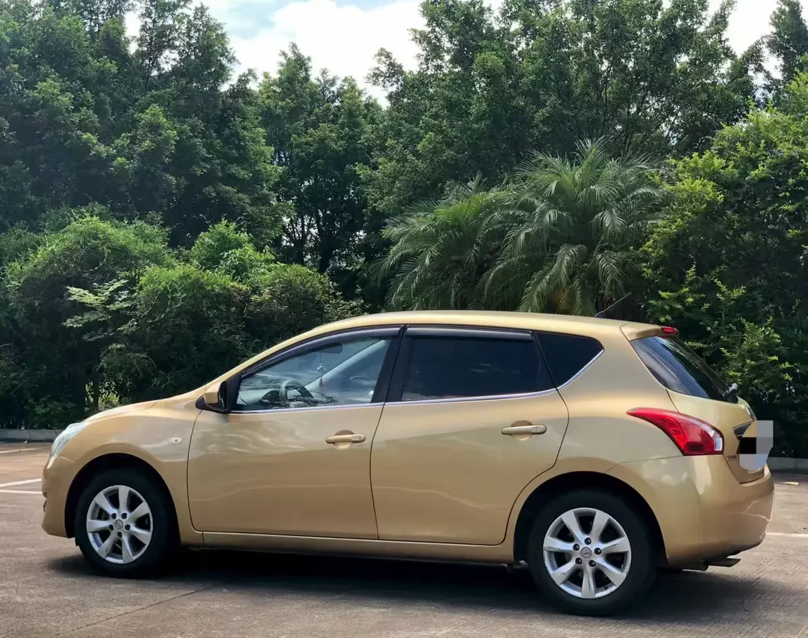 Nissan Tiida
