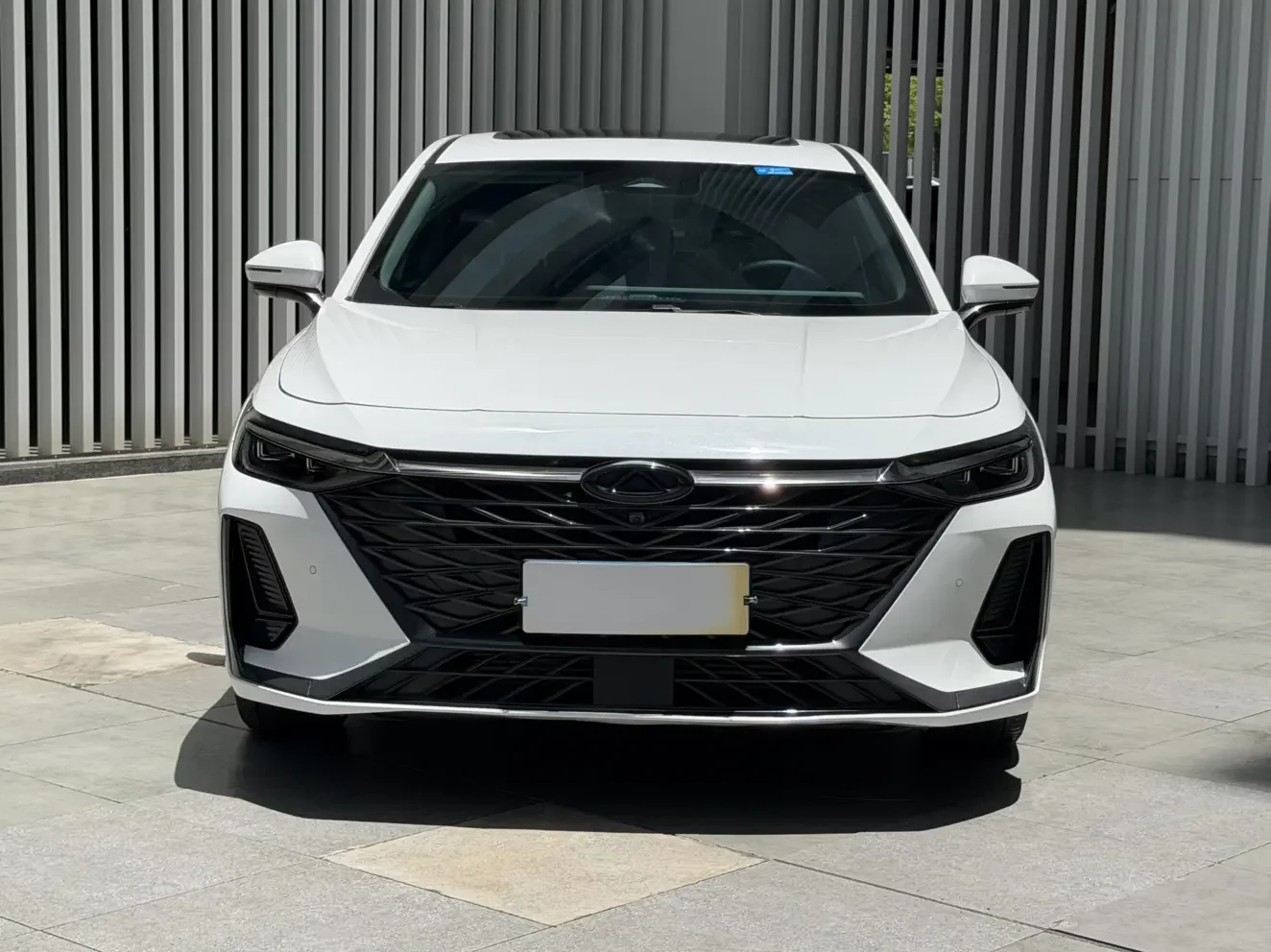 Chery Arrizo 8
