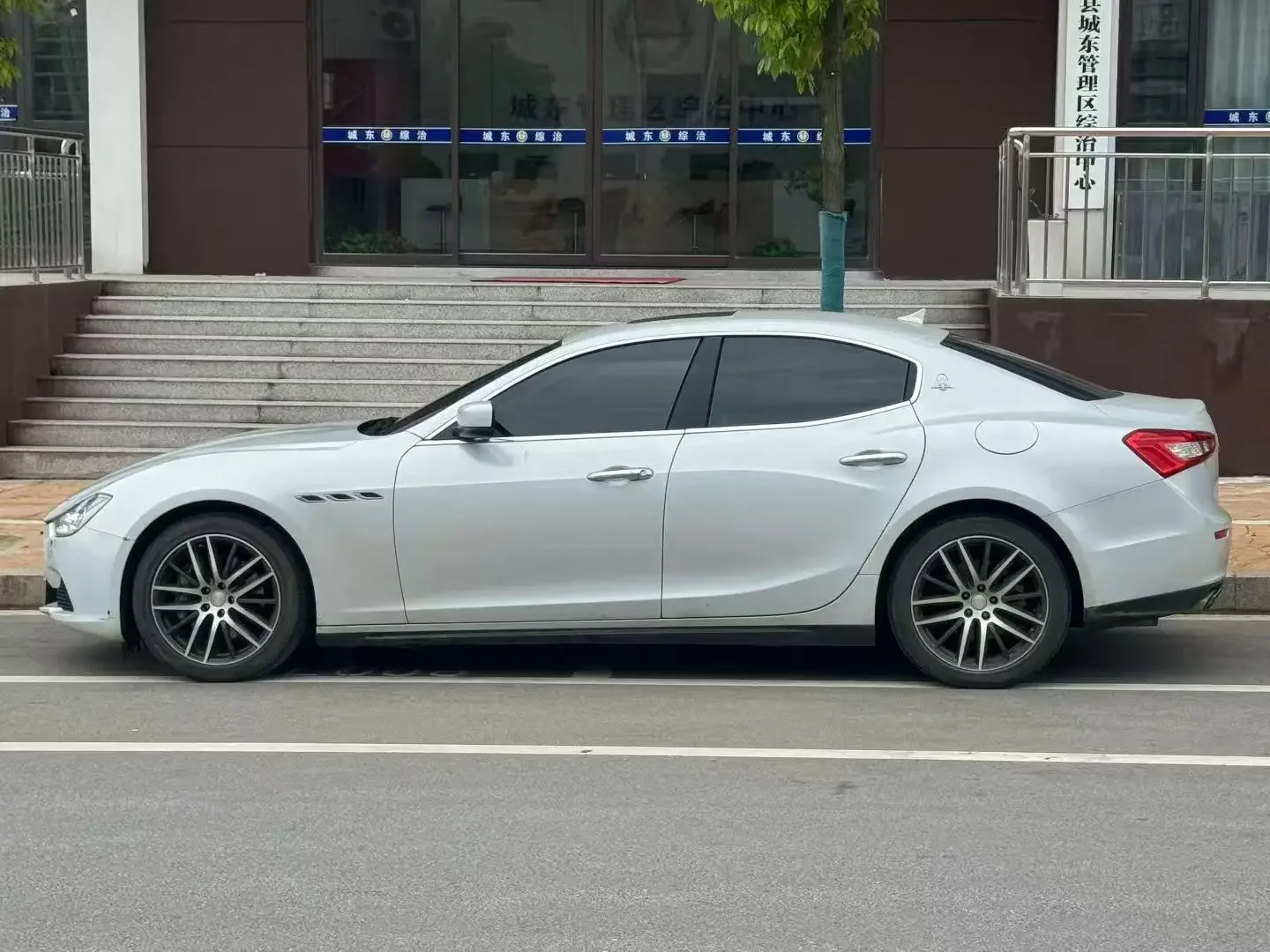 Maserati Ghibli