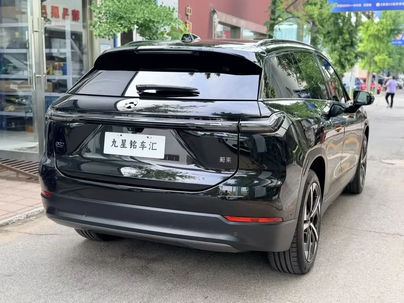 NIO ES7