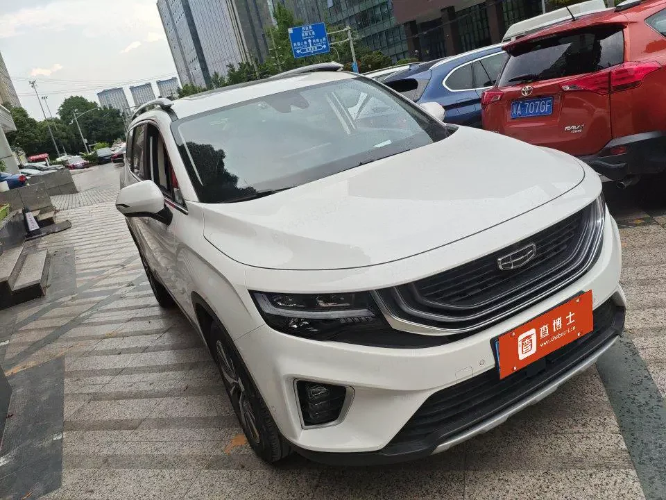 Geely Okavango