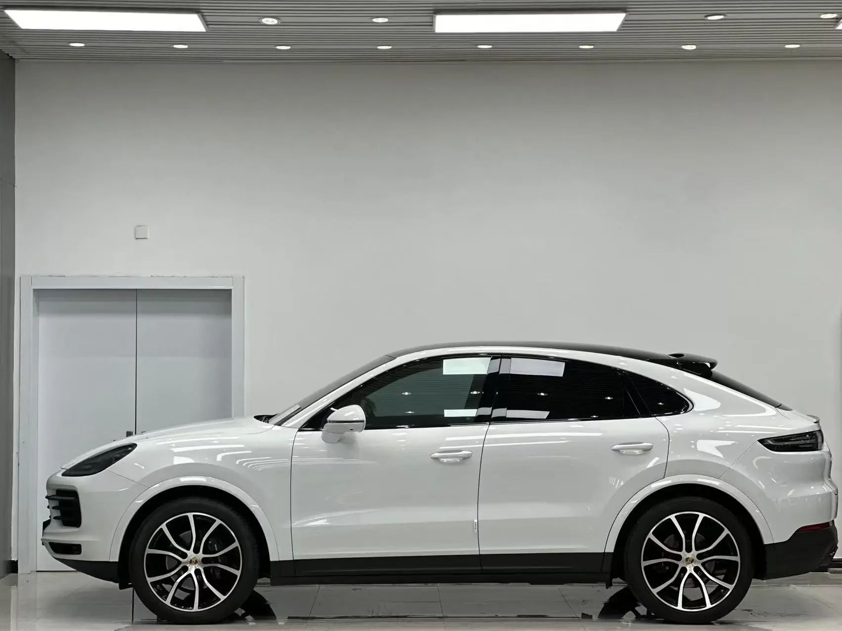 Porsche Cayenne Coupe