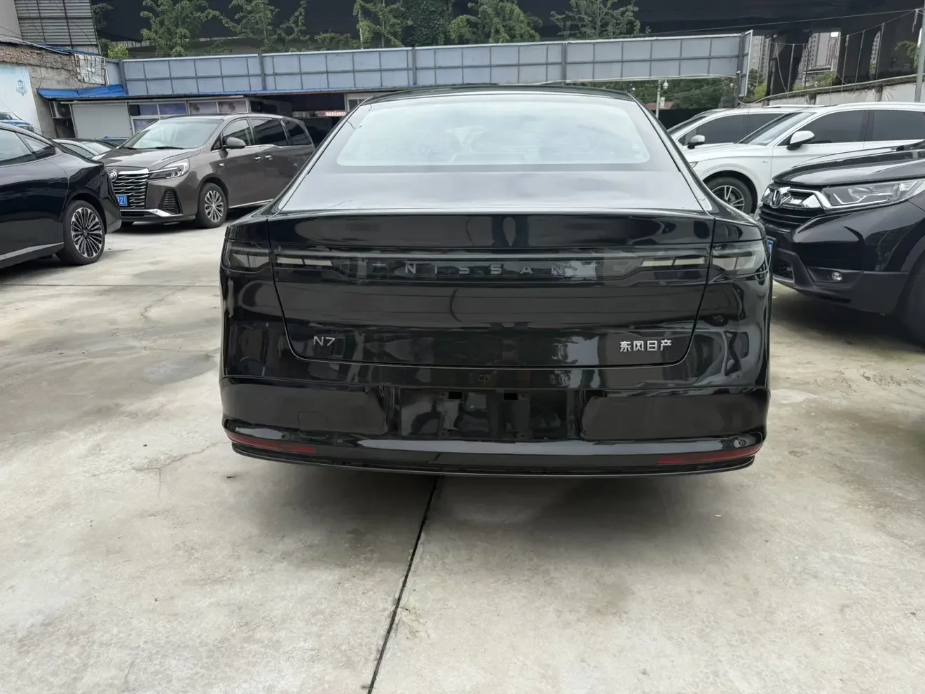Nissan N7