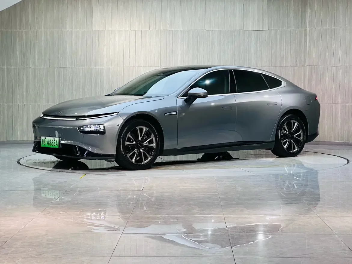 Xpeng P7