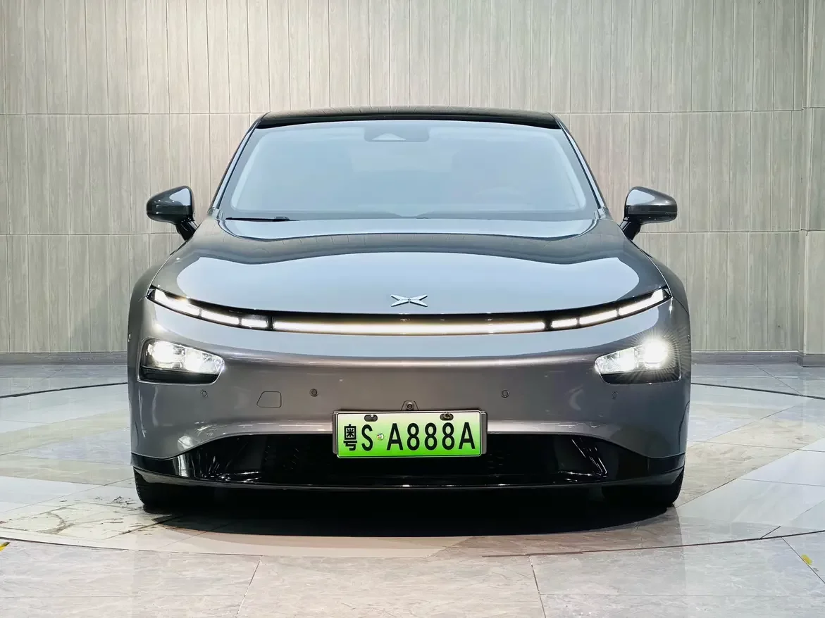 Xpeng P7