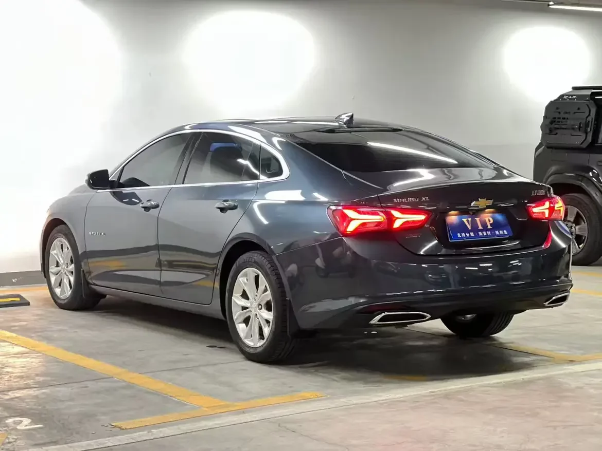 Chevrolet Malibu XL