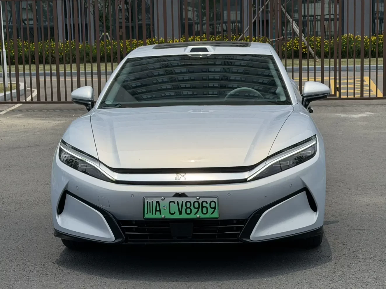 BYD Han L EV  из Китая