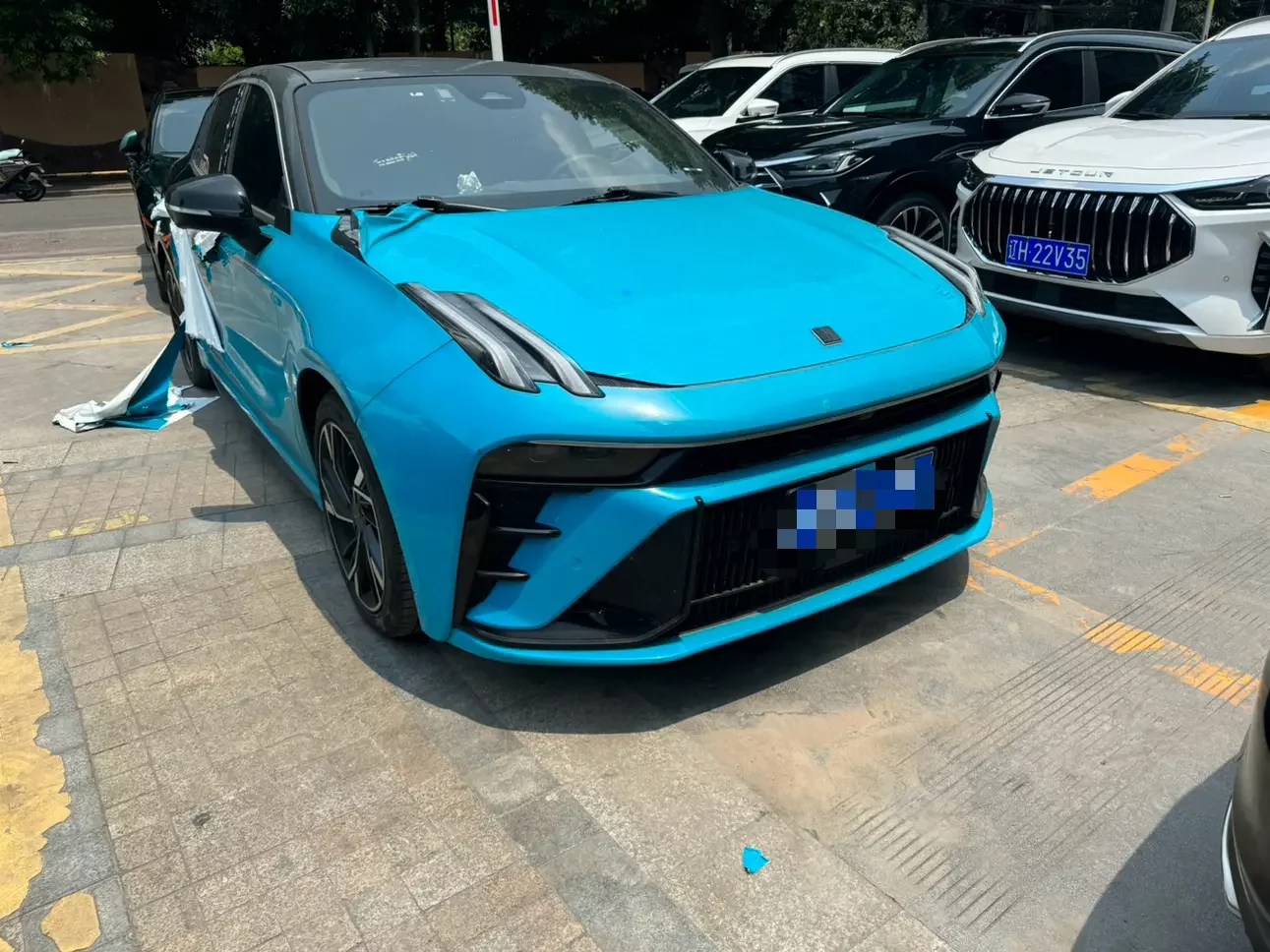 Lynk & Co 03