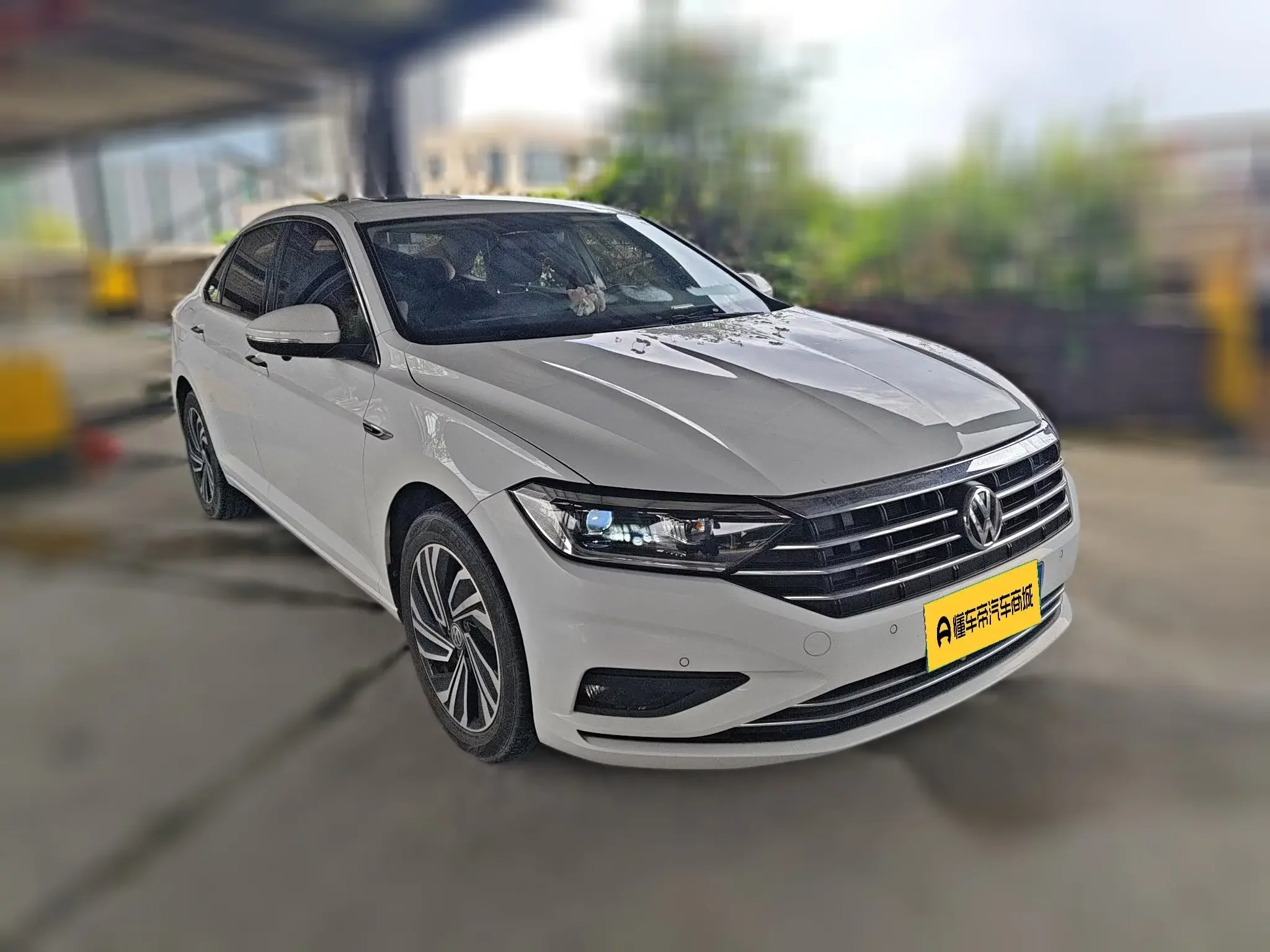 Volkswagen Sagitar