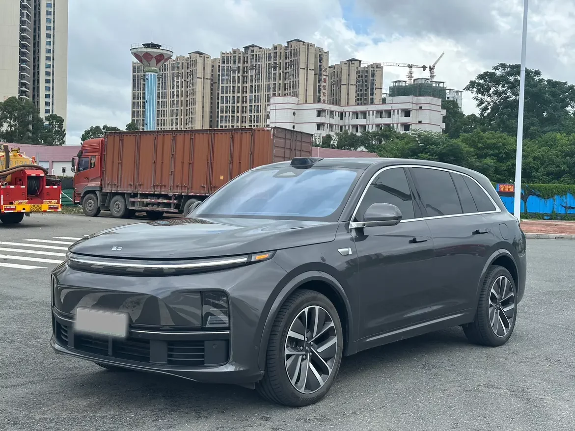 Lixiang L7