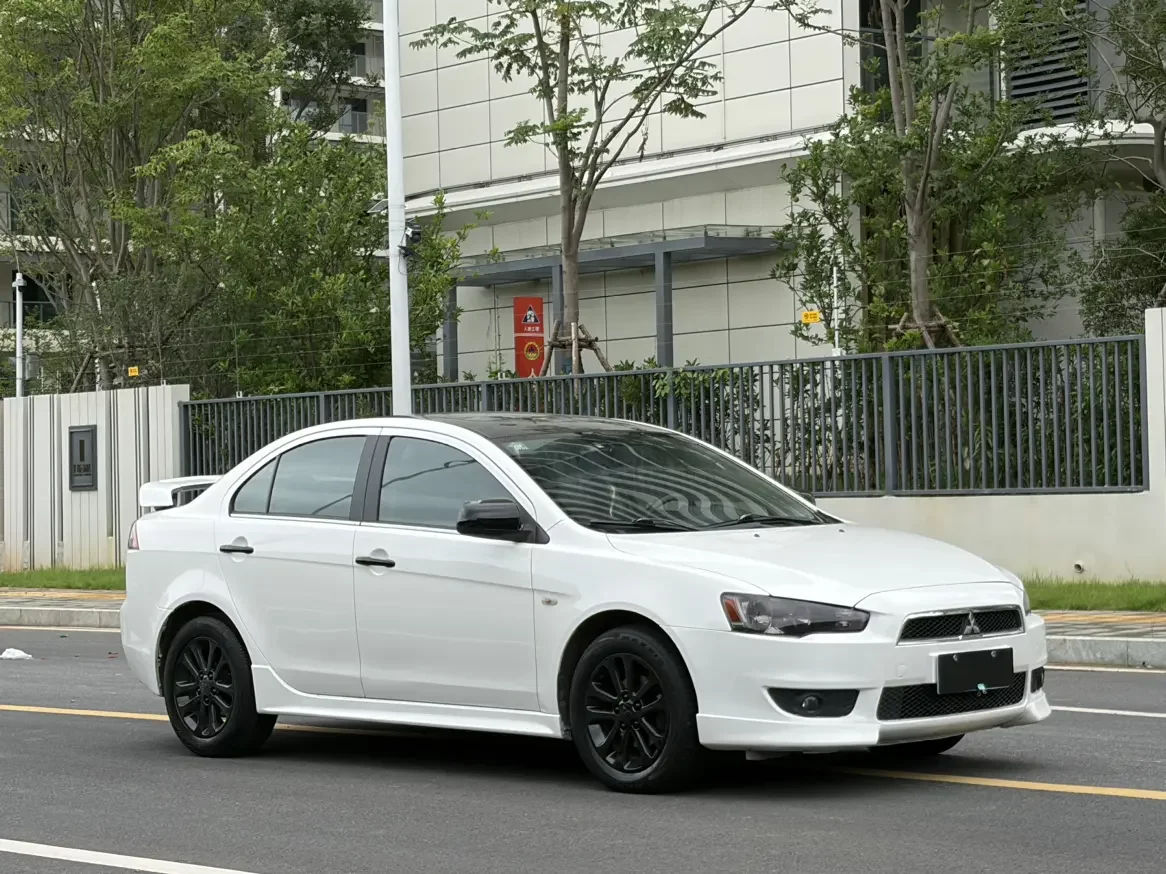 Mitsubishi Winged God