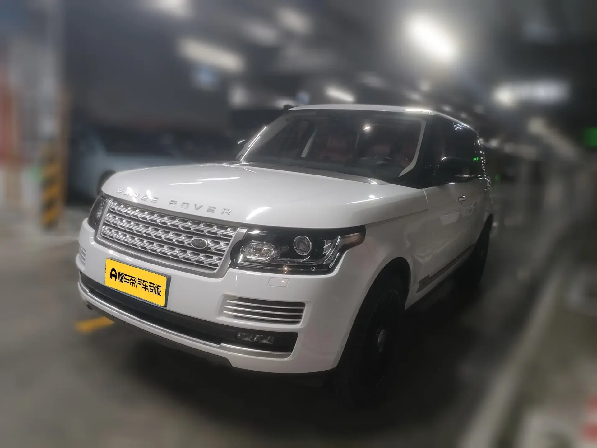 Land Rover range rover