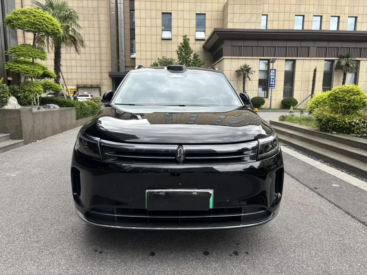 AITO M7