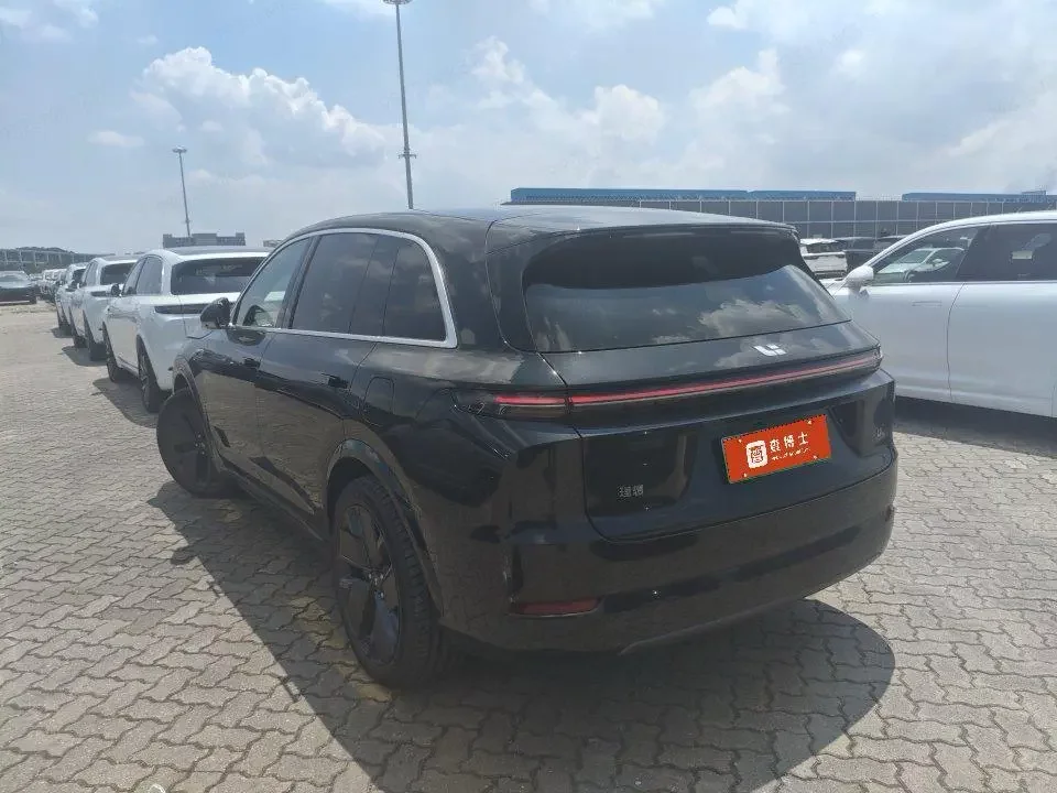 Lixiang L7