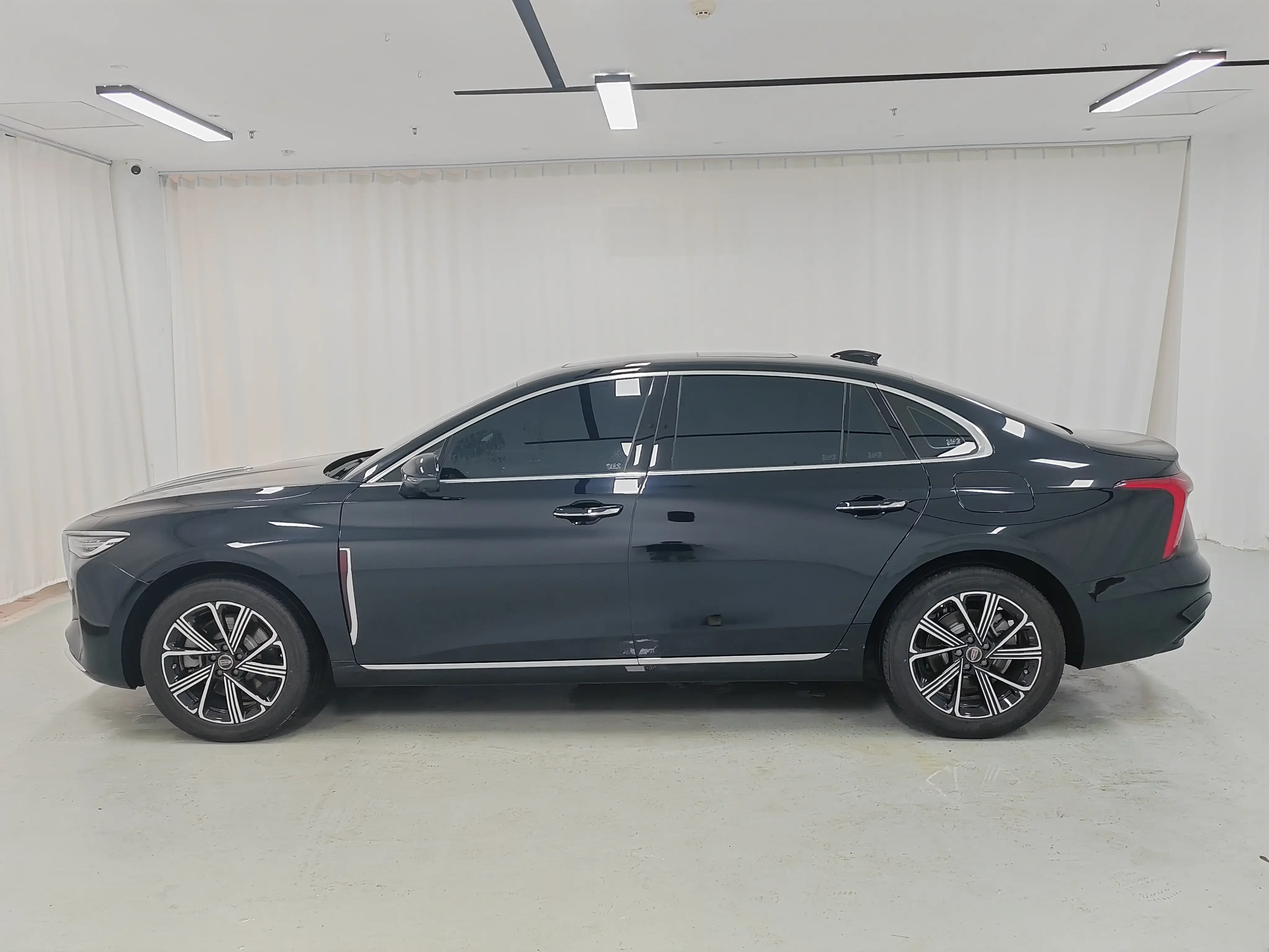 Hongqi H5 PHEV