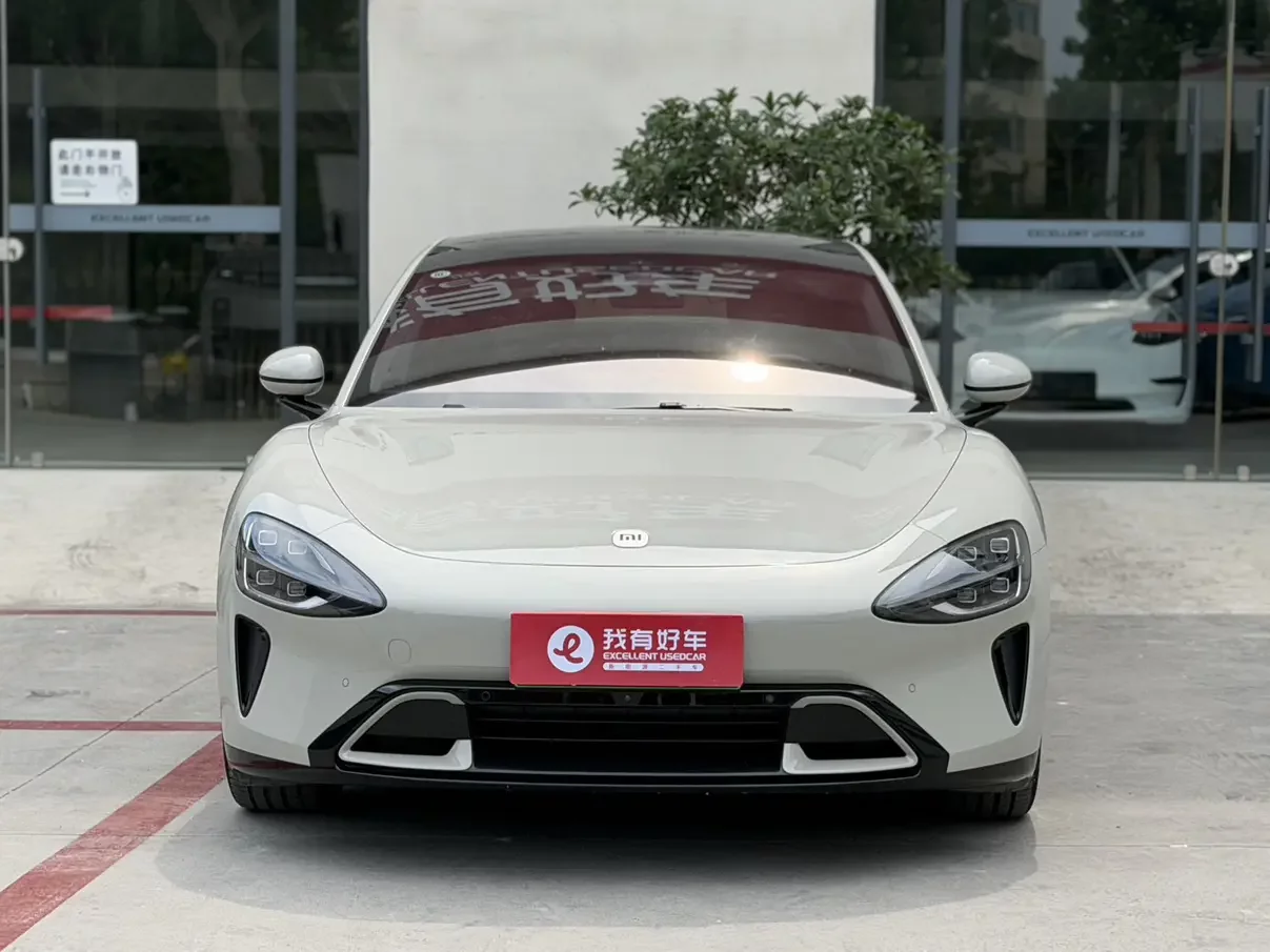Xiaomi car Xiaomi SU7  из Китая