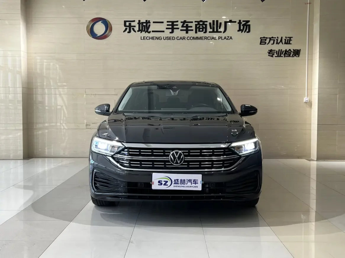 Volkswagen Sagitar