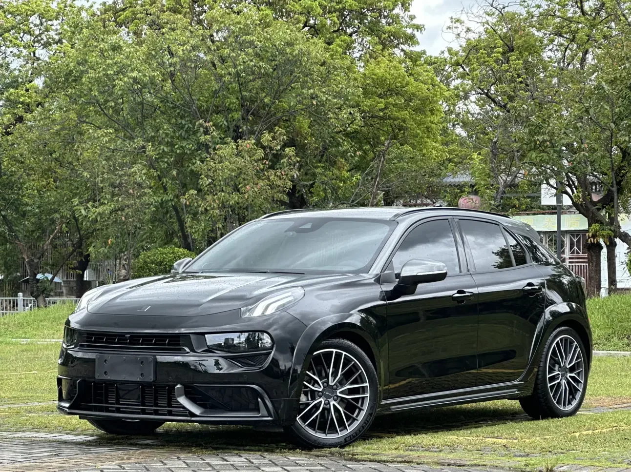 Lynk & Co 02 Hatchback