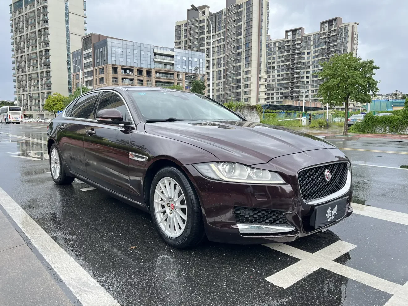 Jaguar XFL