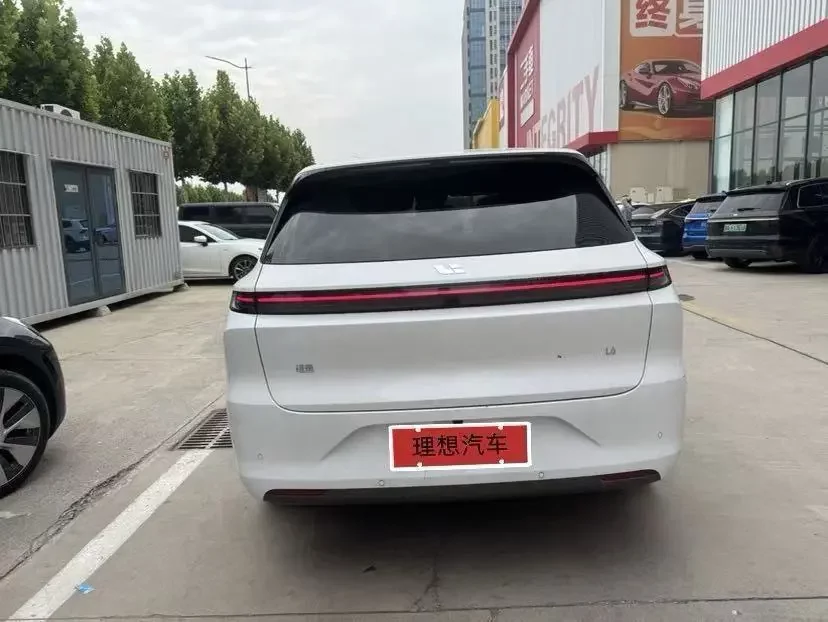 Lixiang L6