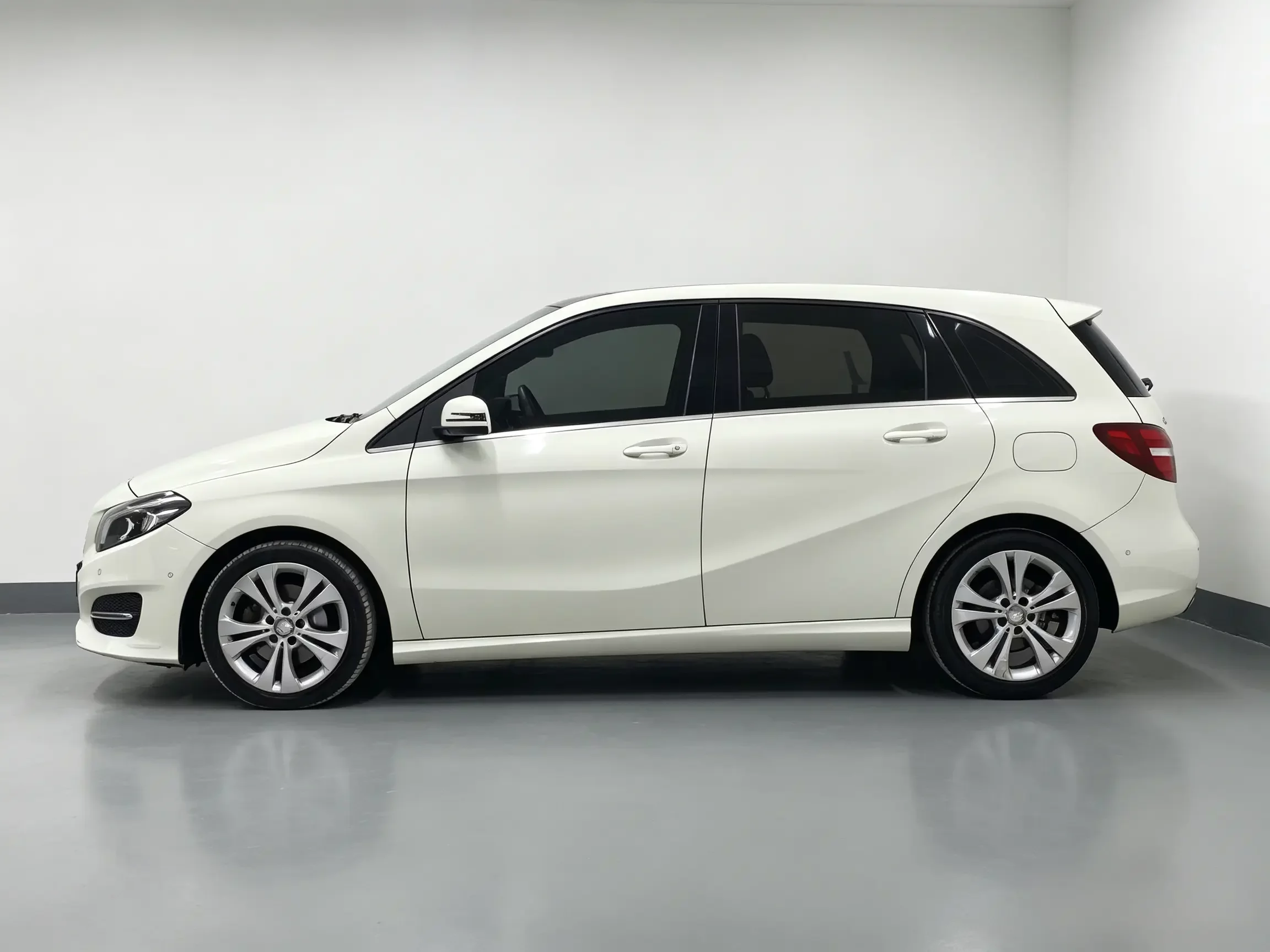 Mercedes-Benz B Class