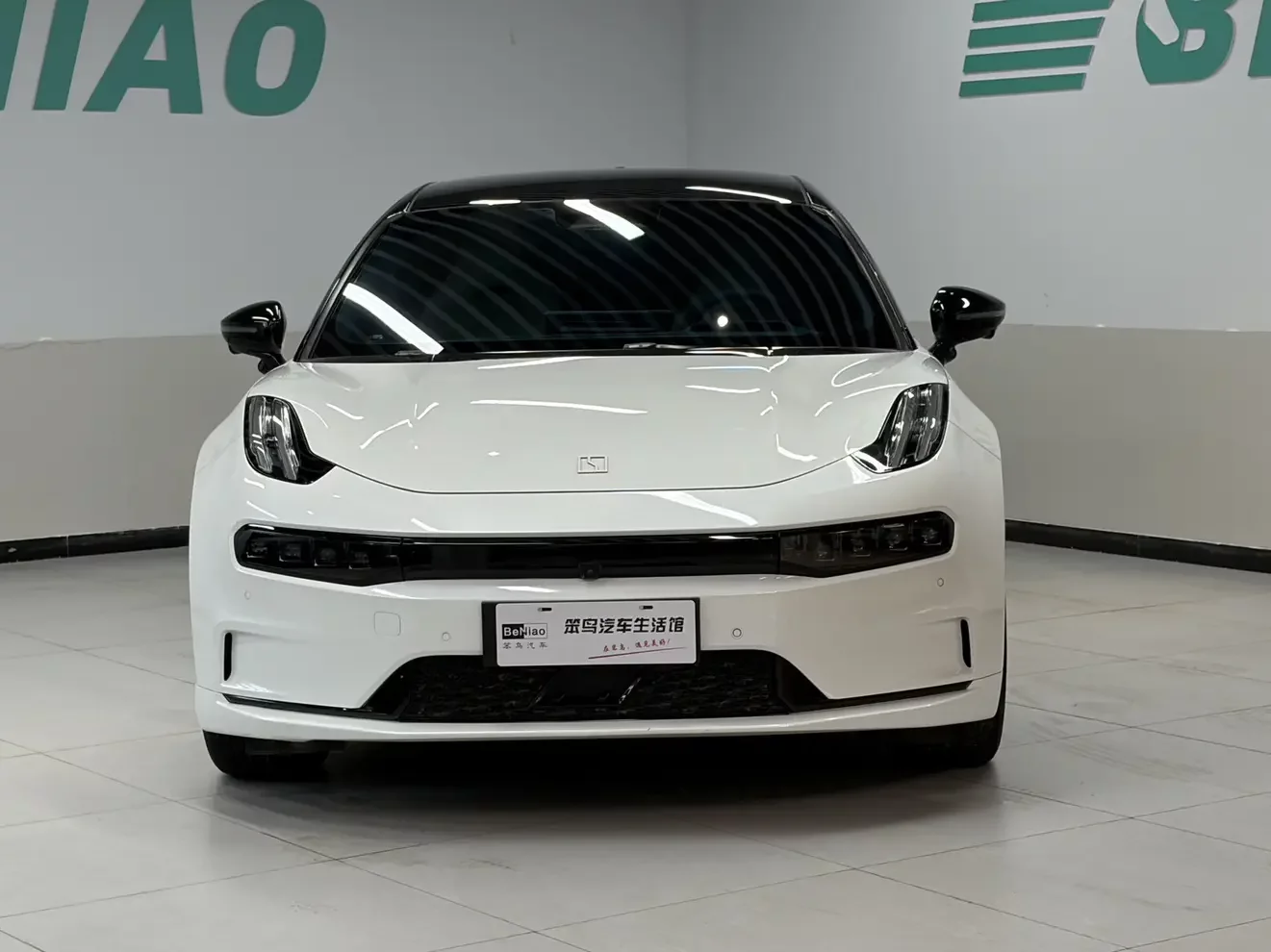 ZEEKR 001