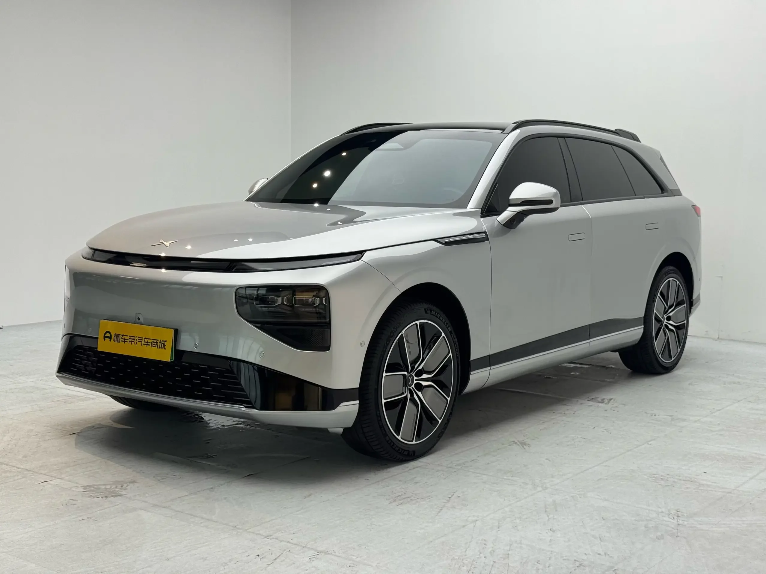 Xpeng G9