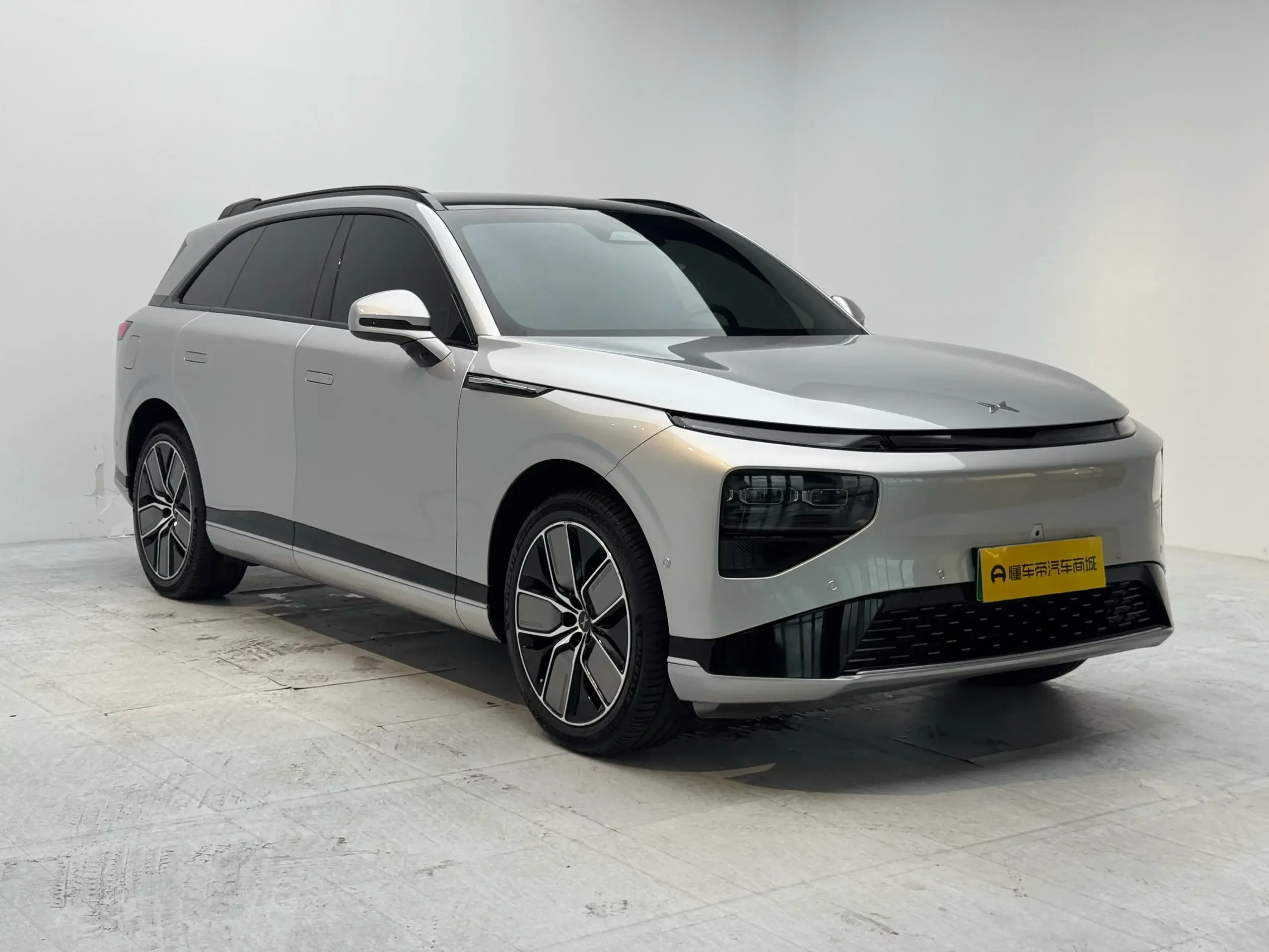 Xpeng G9