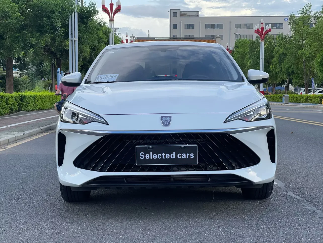 Roewe i5