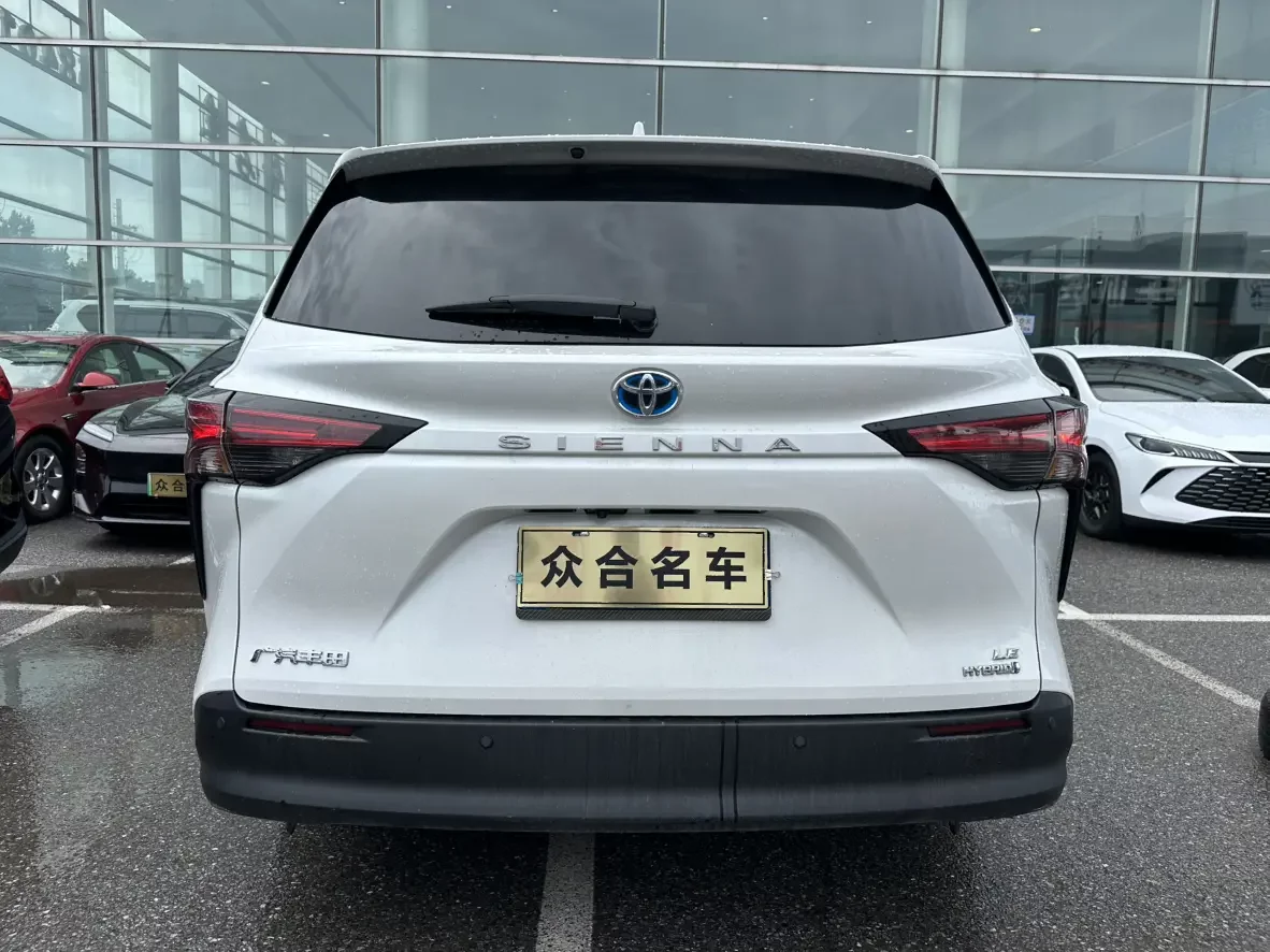 Toyota Sienna