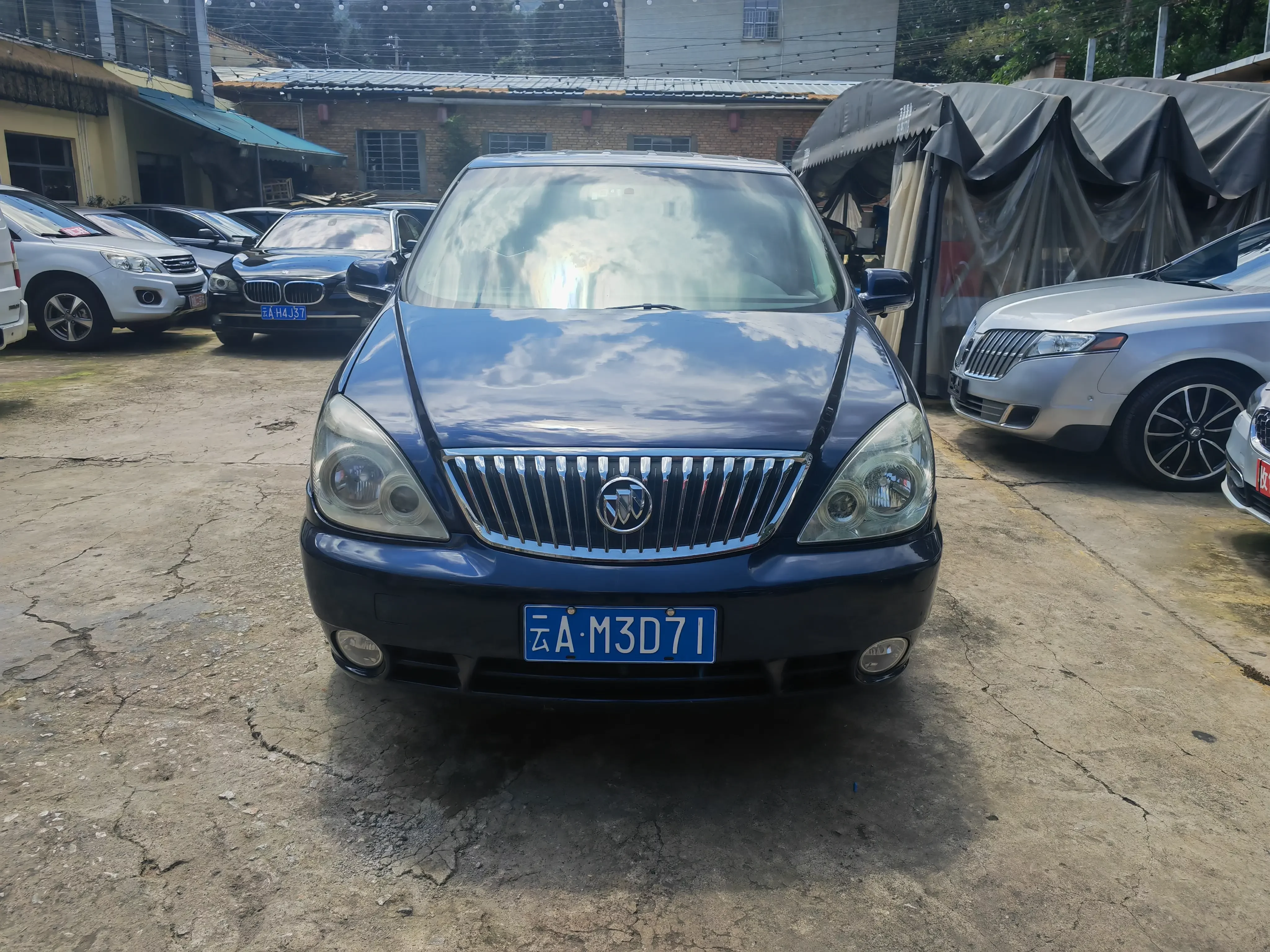 Buick GL8