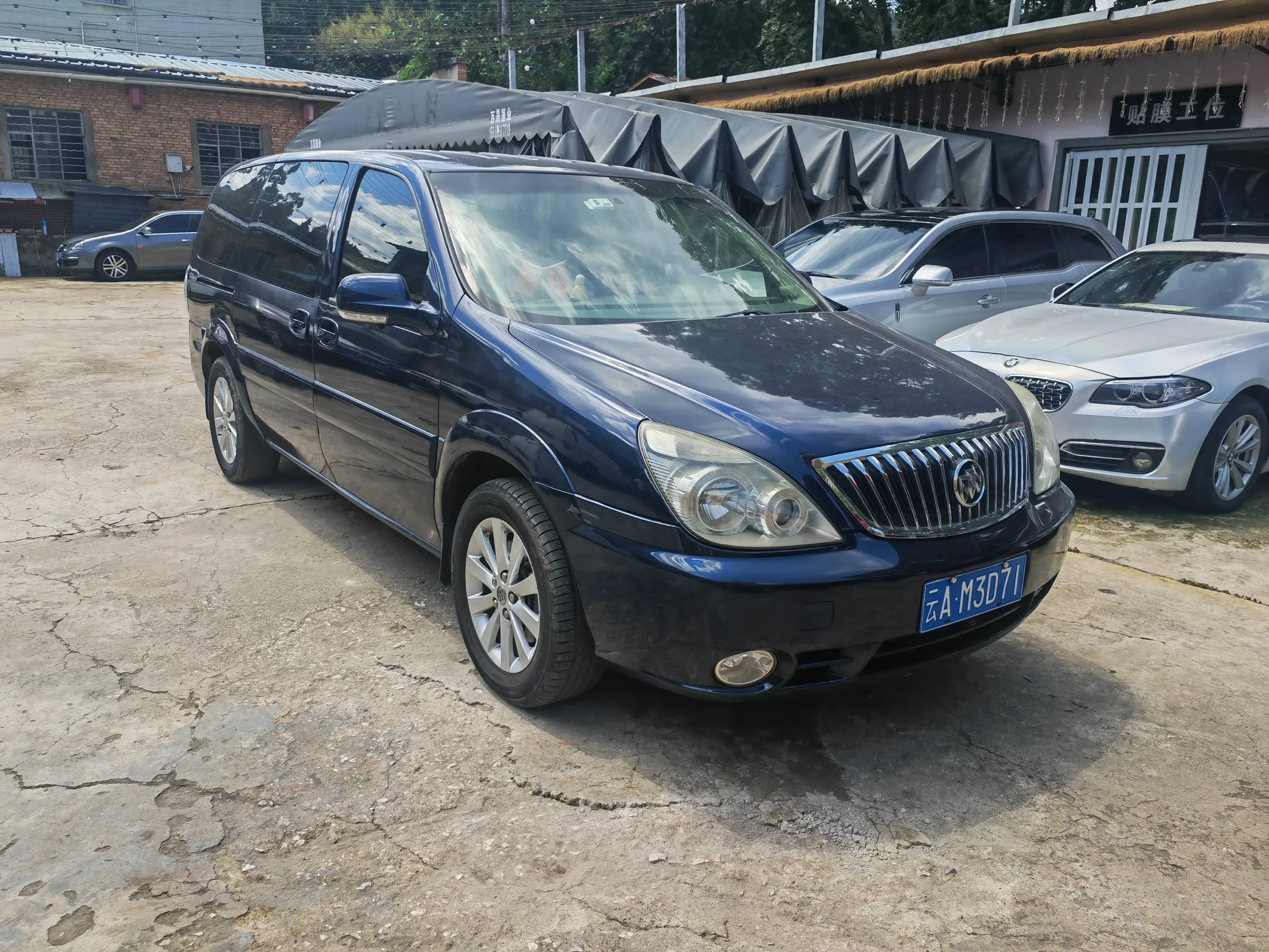 Buick GL8