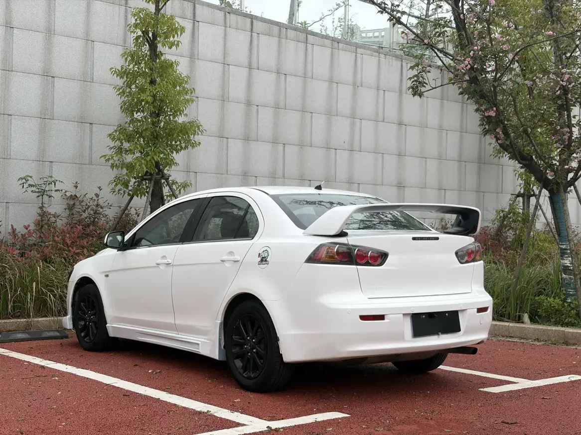 Mitsubishi Winged God