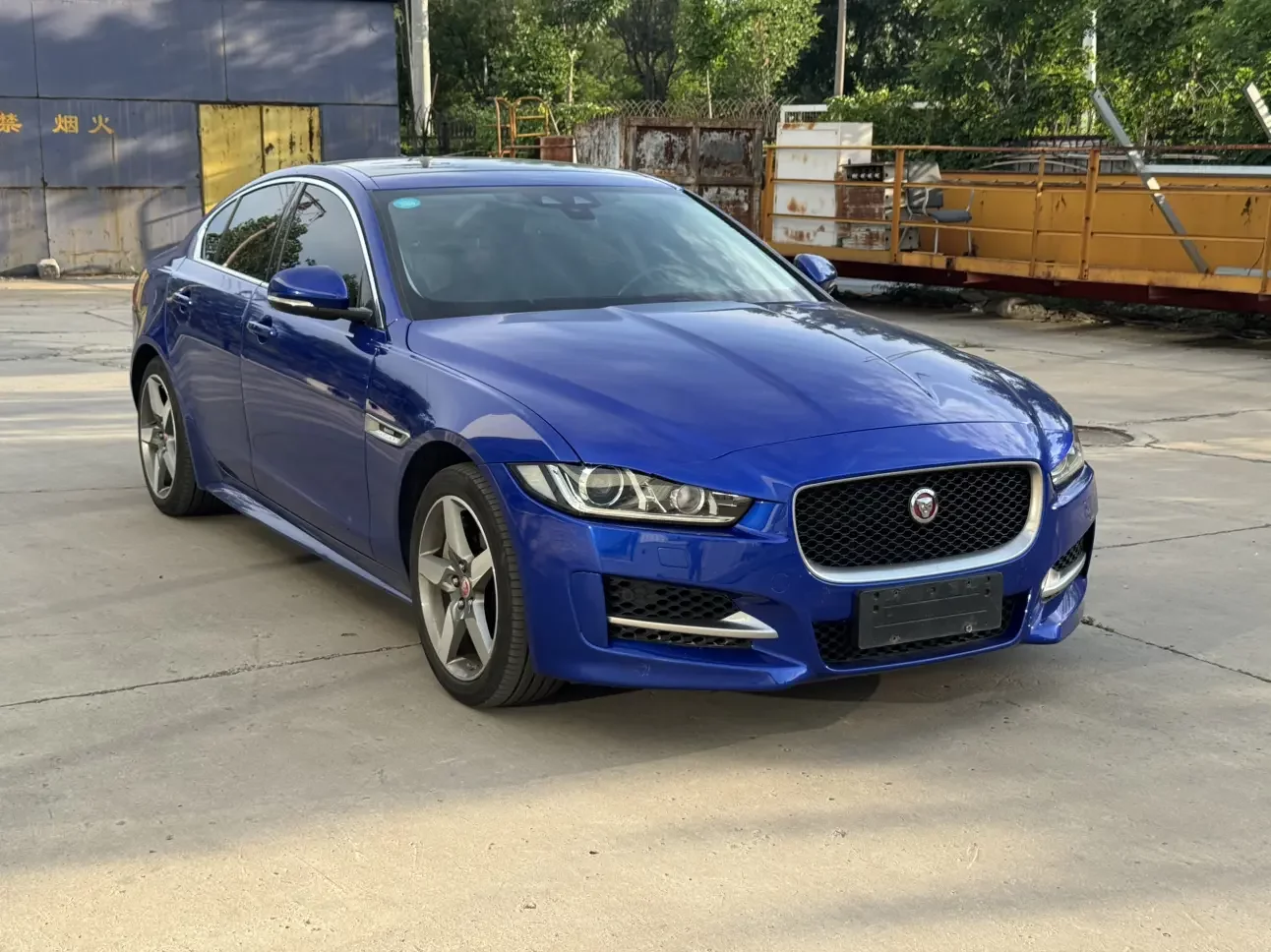 Jaguar XE
