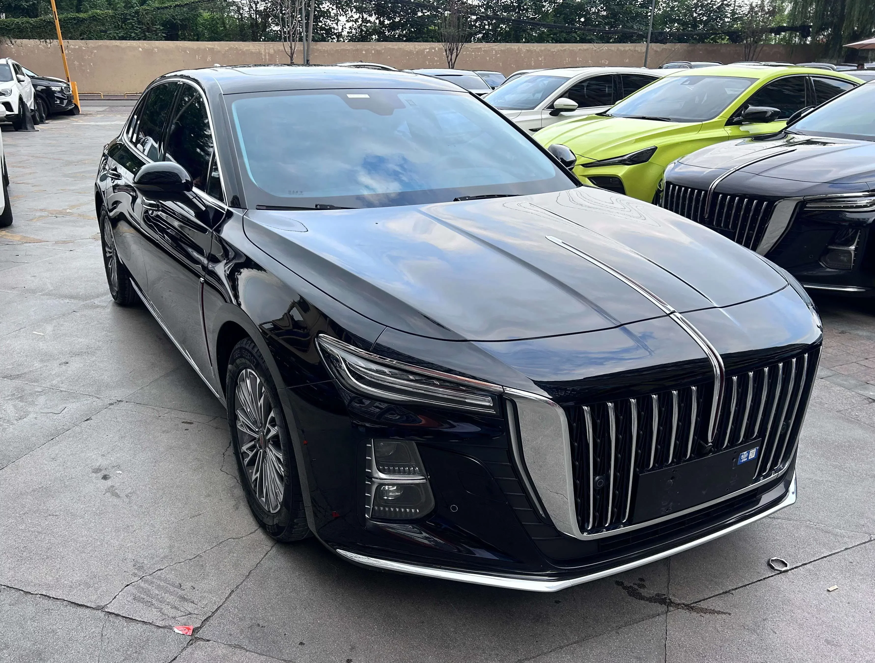 Hongqi H5