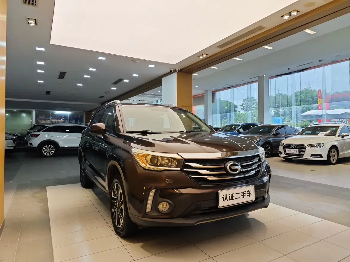 GAC Trumpchi GS4