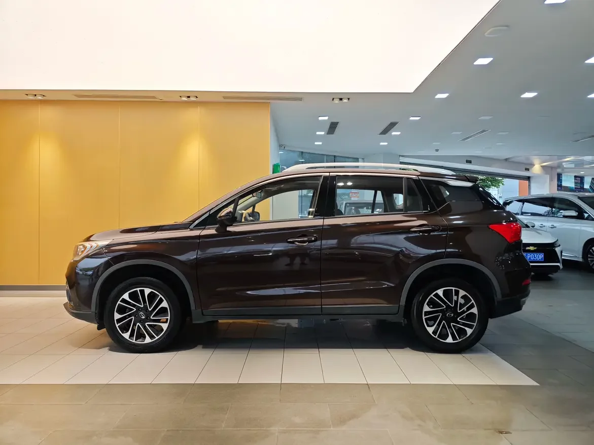 GAC Trumpchi GS4