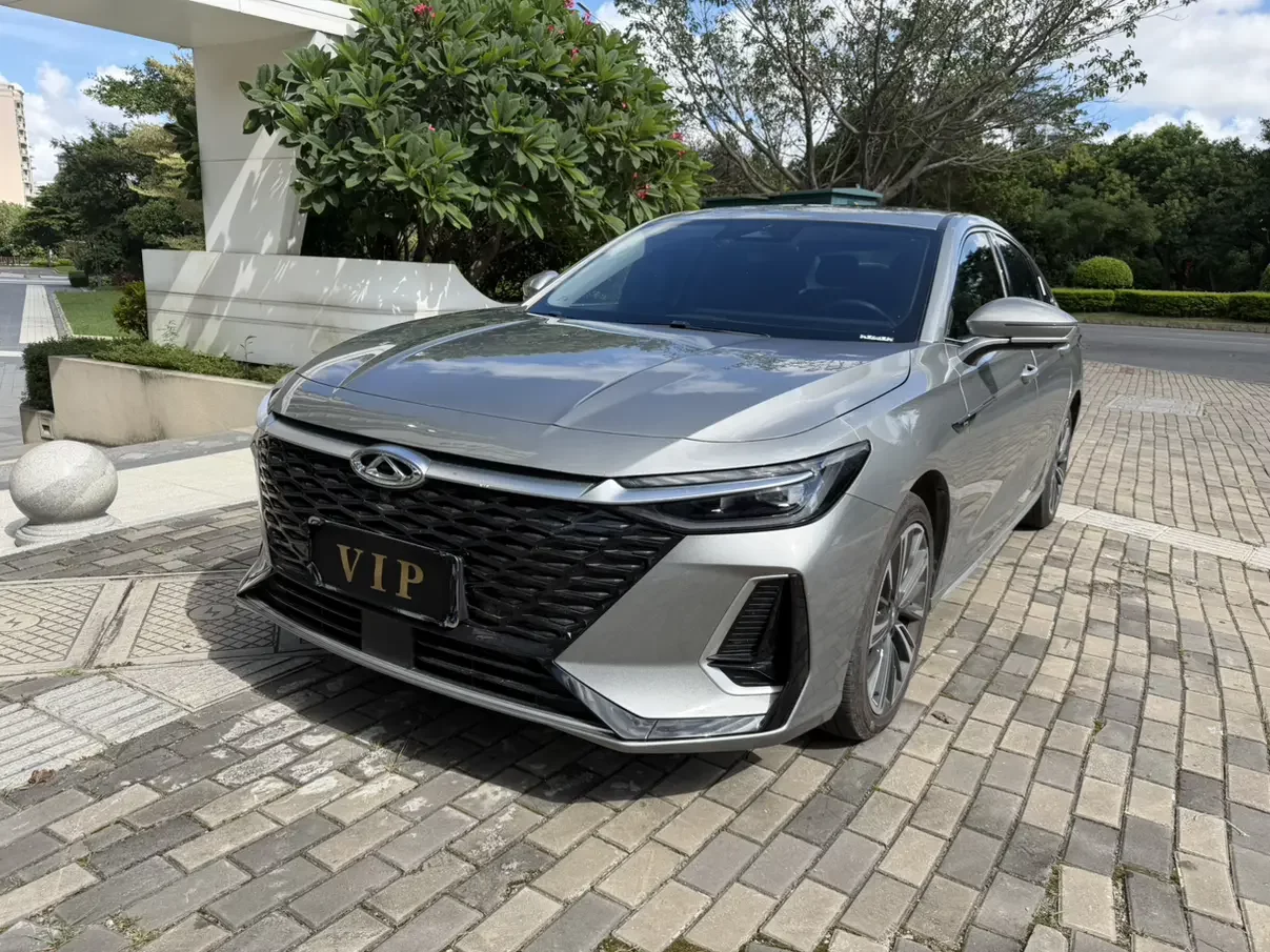 Chery Arrizo 8