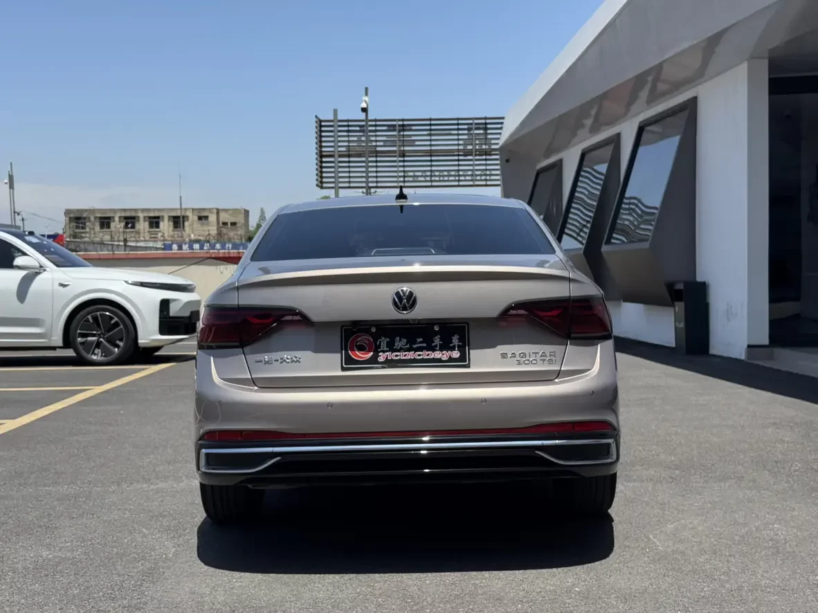 Volkswagen Sagitar