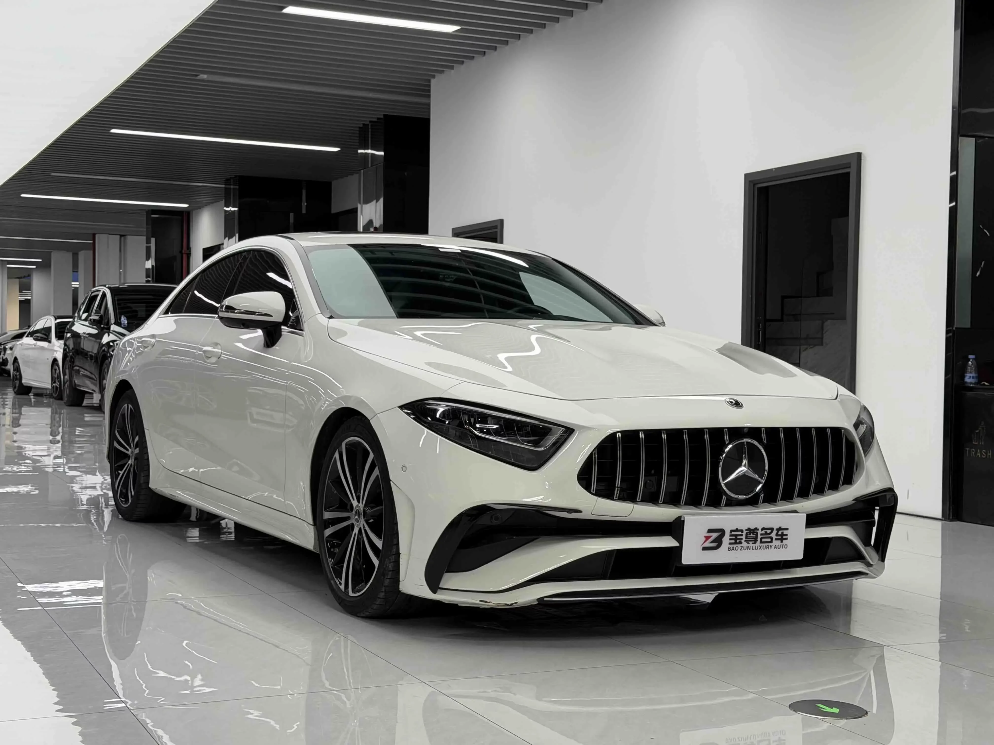 Mercedes-Benz CLS