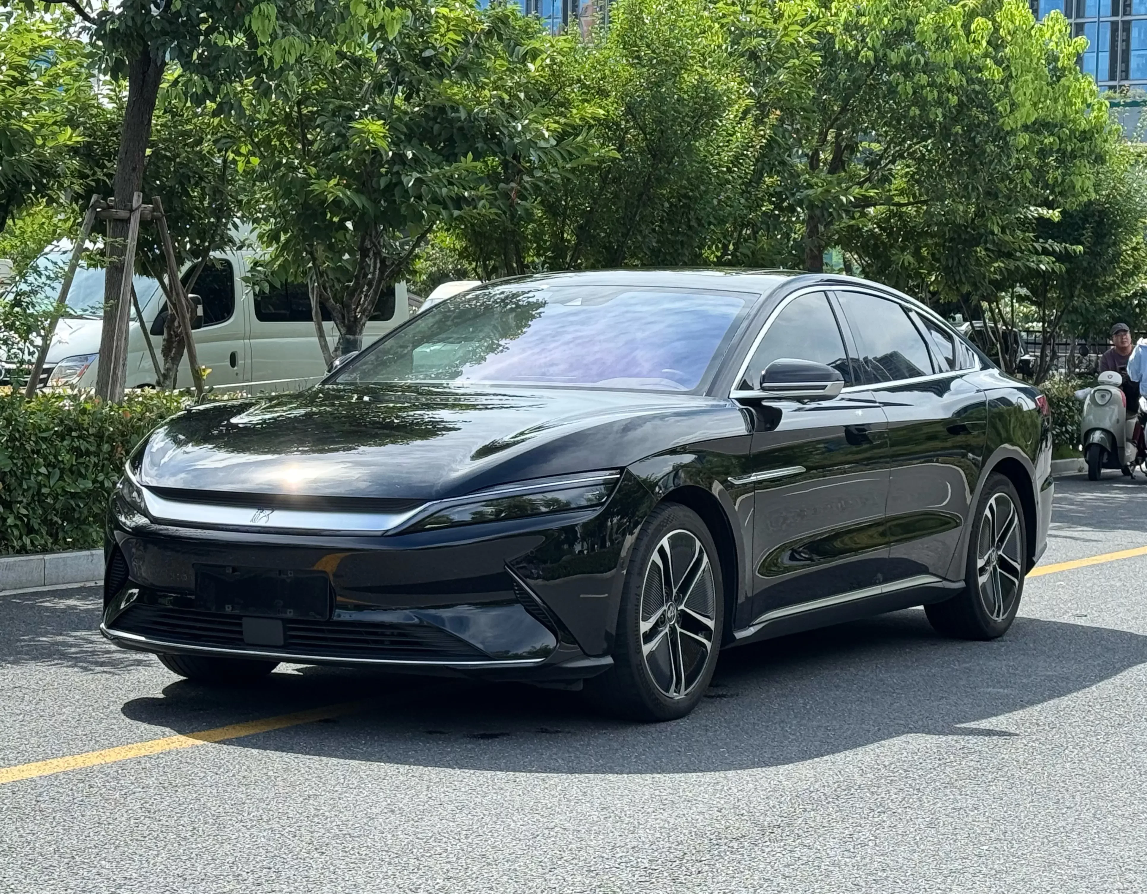 BYD Han EV