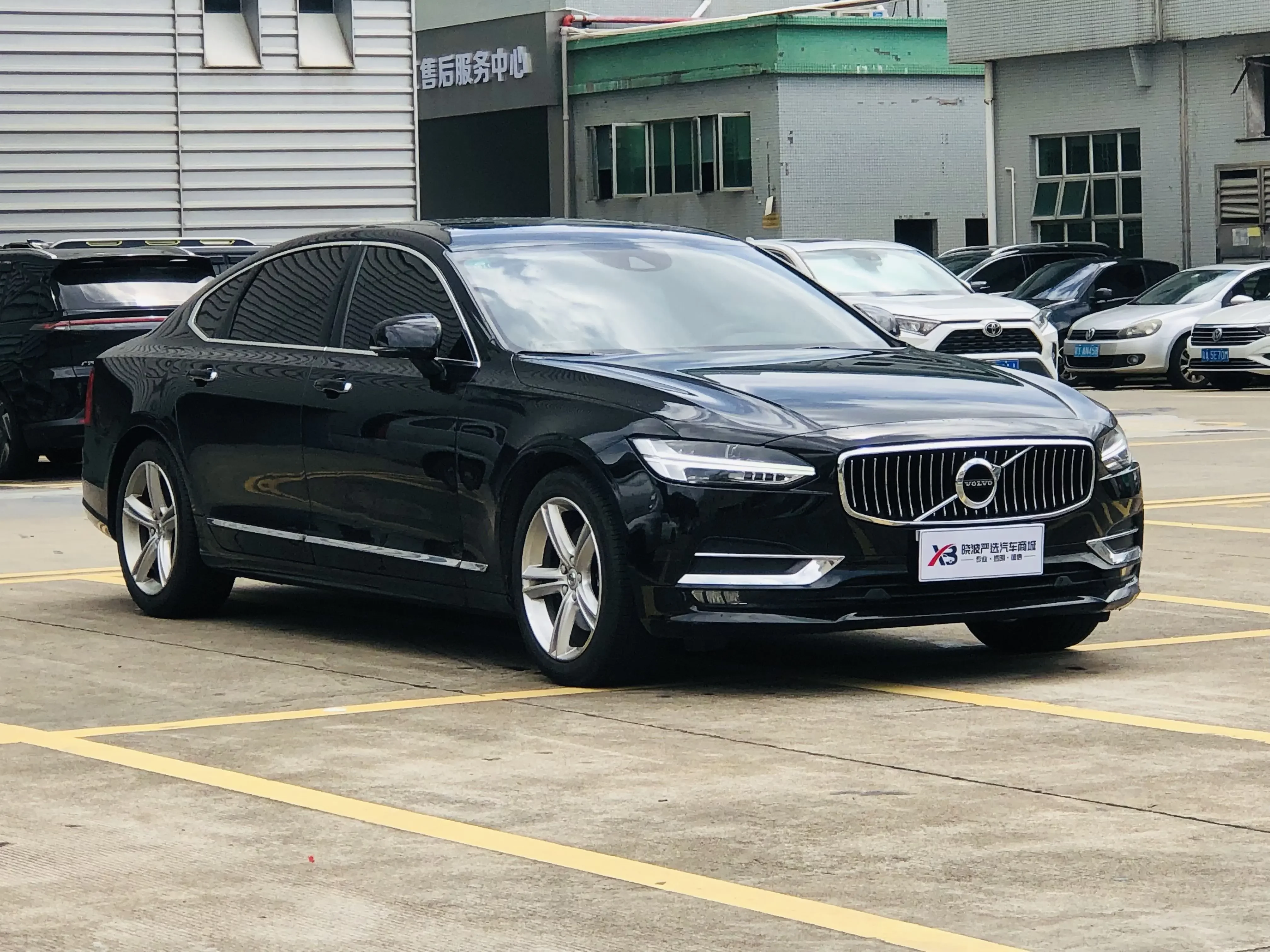Volvo S90