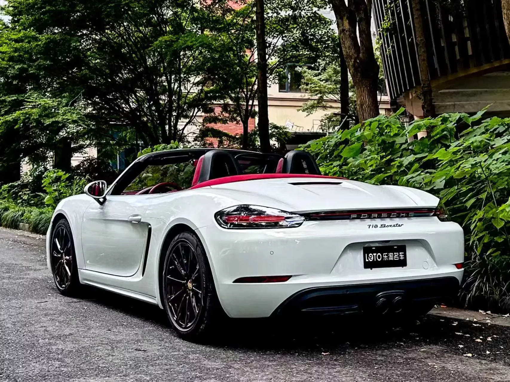 Porsche 718