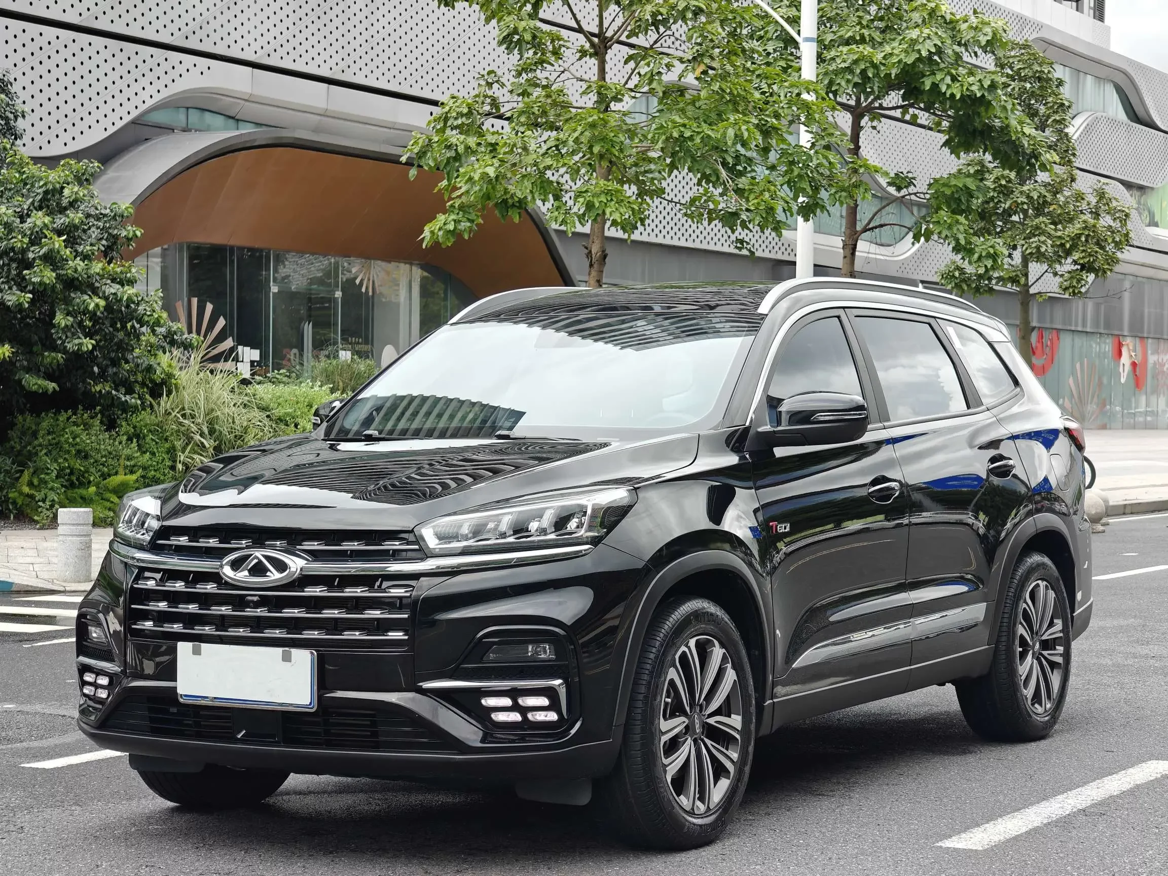 Chery Tiggo 8