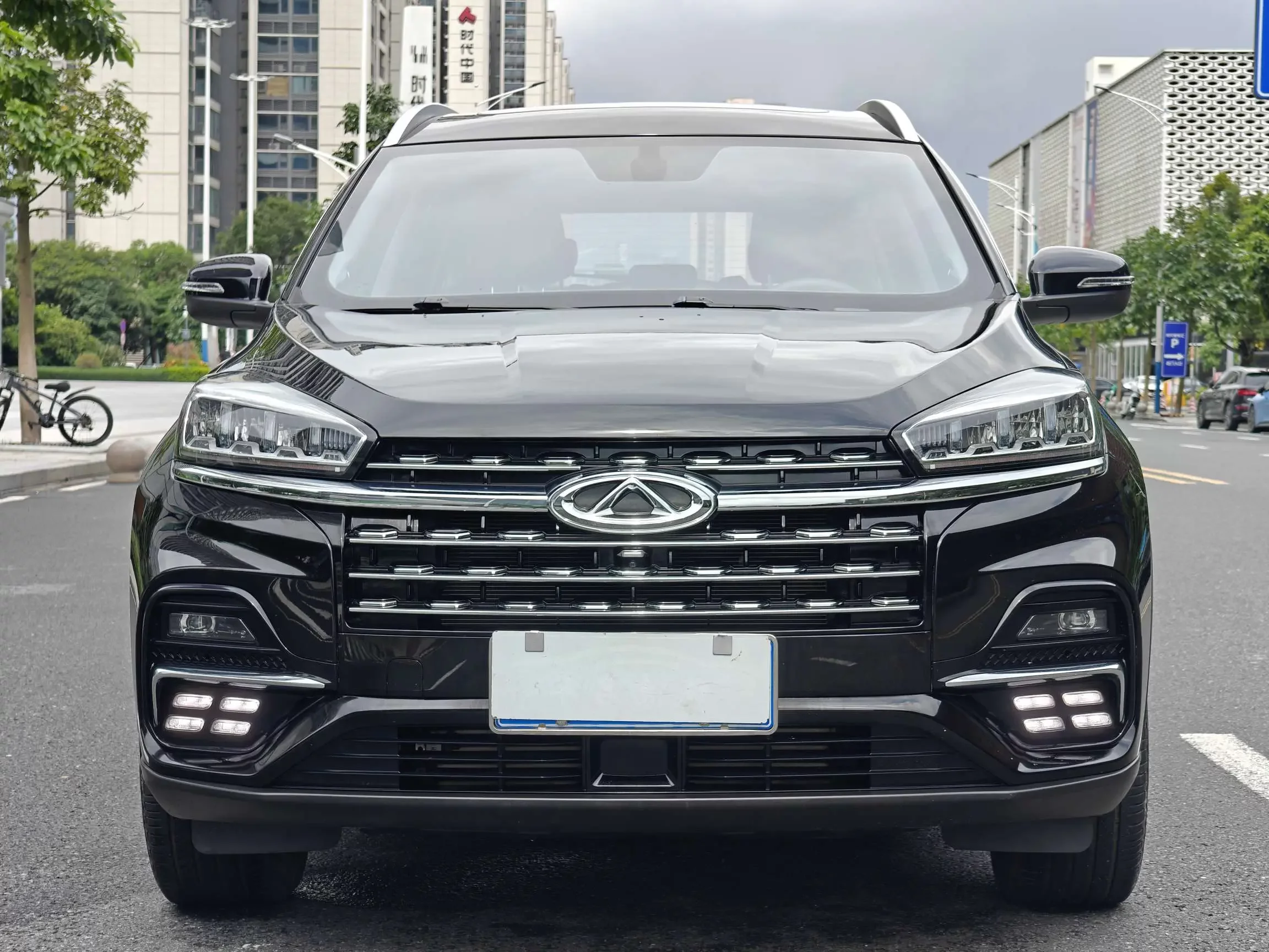 Chery Tiggo 8